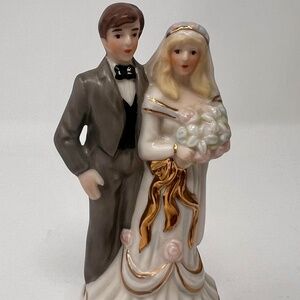 Bride and Groom 1997 Trinket Box Made in China